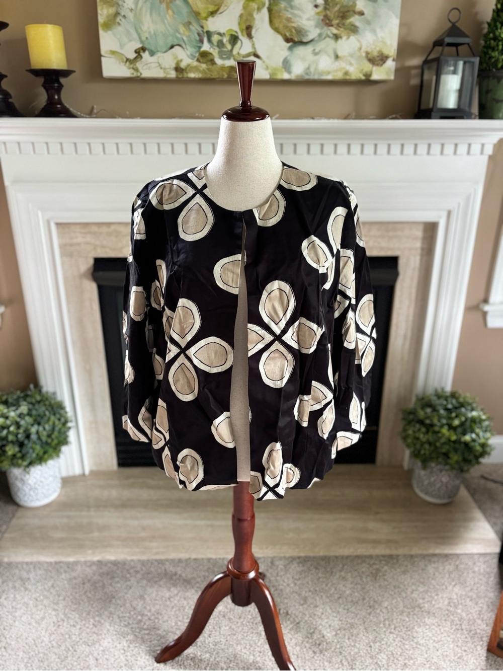 *NEW* Chico’s Short Modern Printed Ling Sleeve Jacket - Black/Ecru - Size 20/22